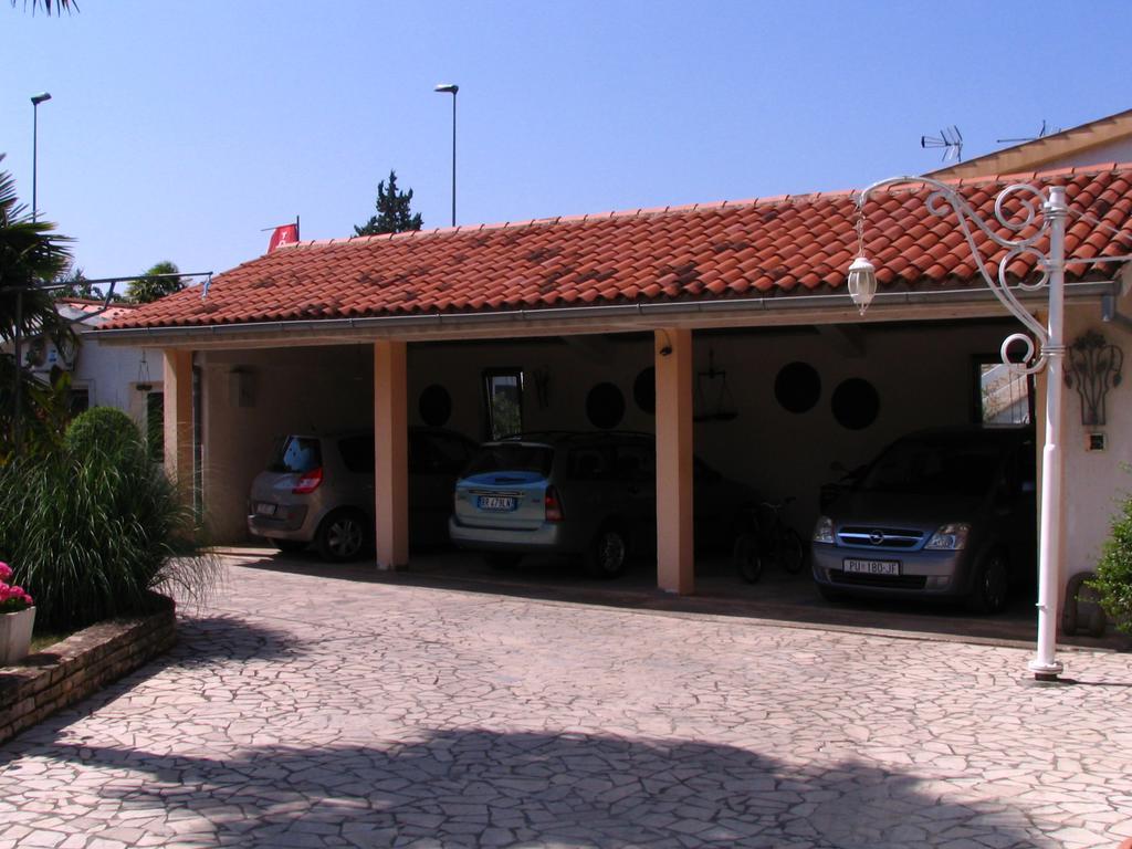 Apartments Nela Poreč Exteriér fotografie